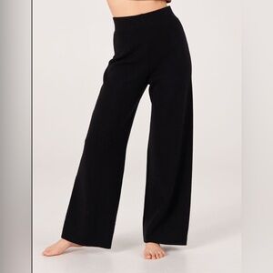 NWT: Onzie Super Soft Black Wide Leg Lounge Pant
